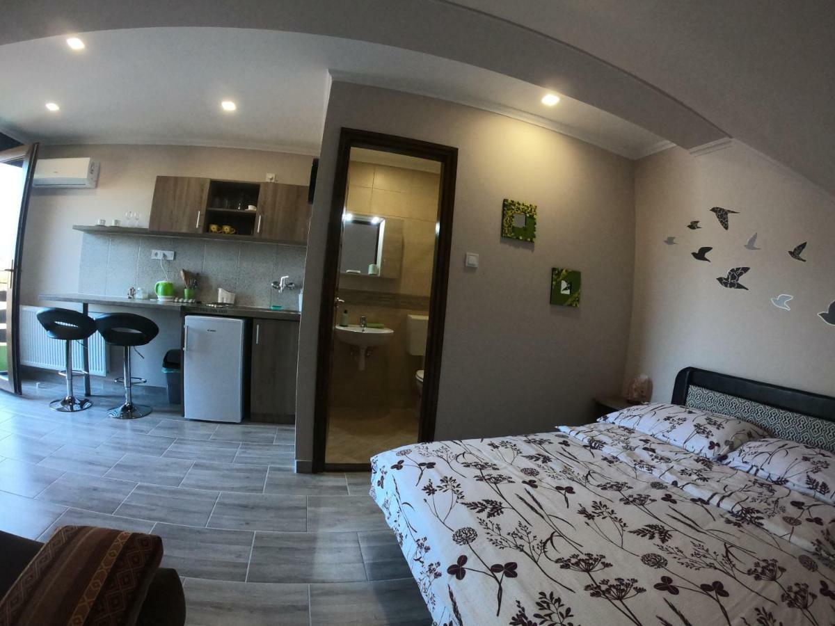 Apampa Apartman Hajdúszoboszló Exterior foto